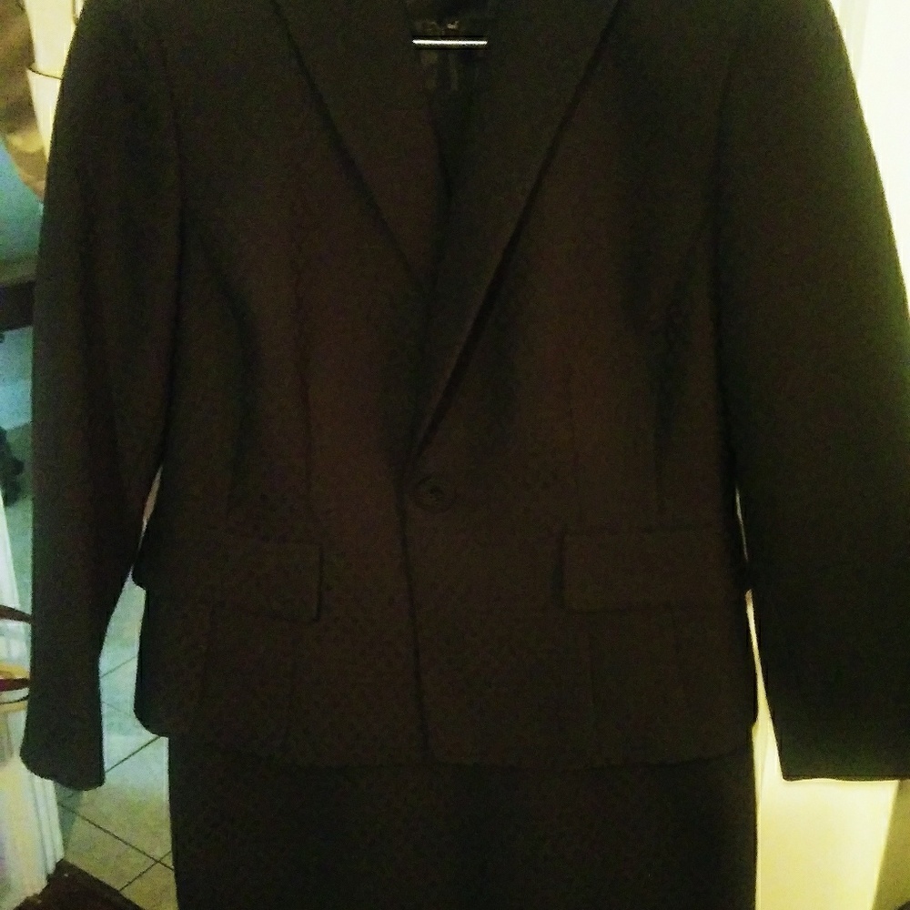 Evan Picone Ladies Black Suit Dress
